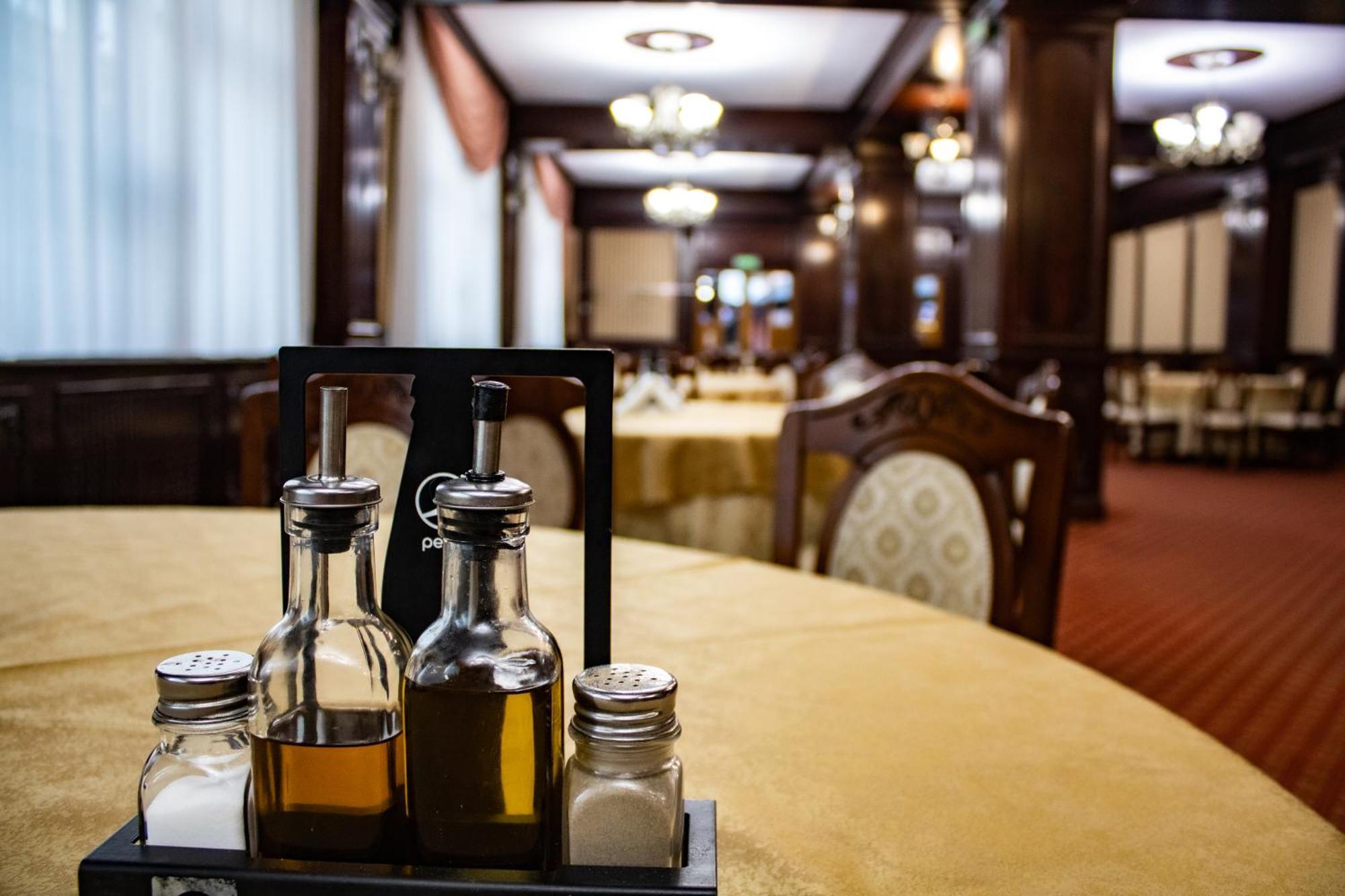 Hotel Rebis Brăila Eksteriør billede