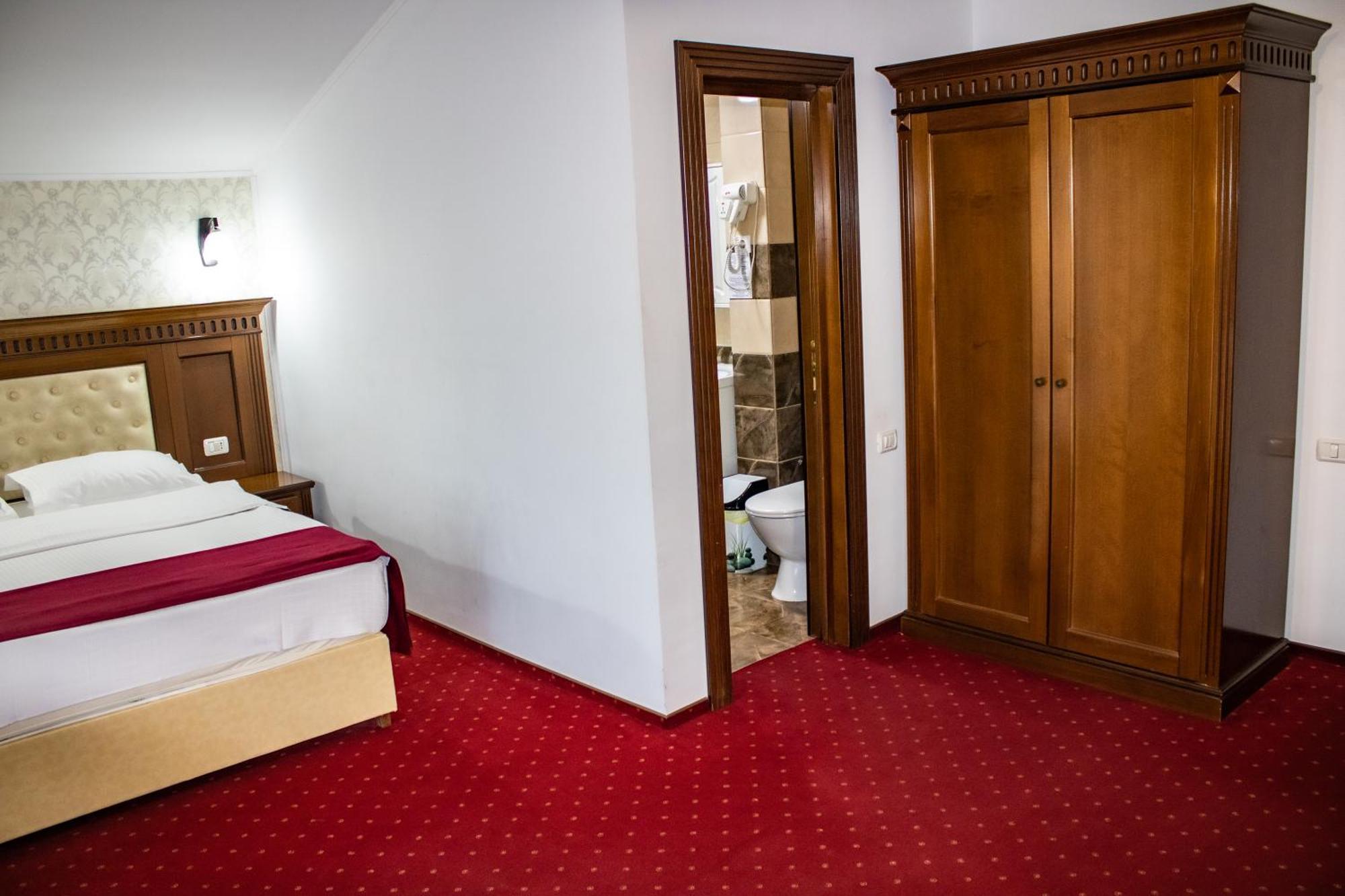 Hotel Rebis Brăila Eksteriør billede