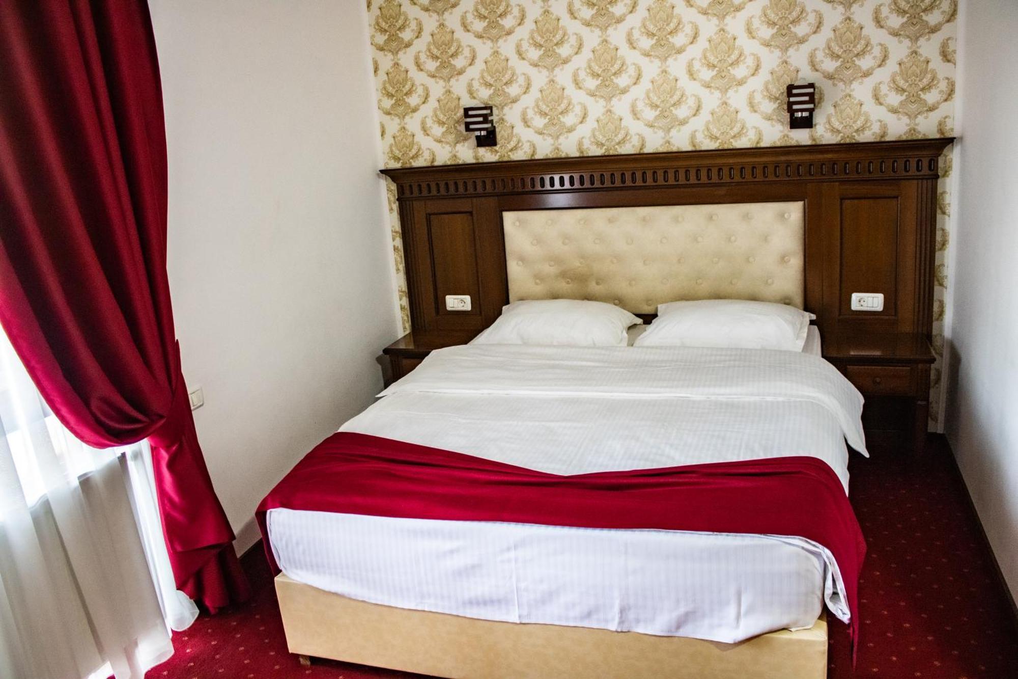 Hotel Rebis Brăila Eksteriør billede